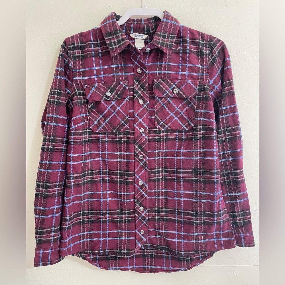 Duluth Trading Company Red plaid Men’s flannel shirt size Small